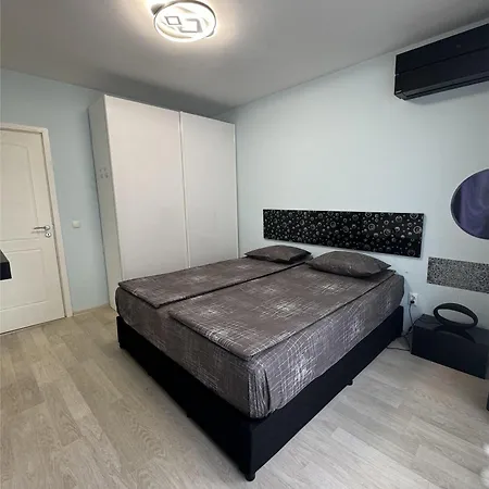 Apartment Tres Palmas Sofia