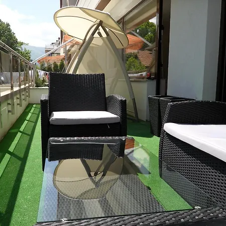 Tres Palmas Apartment *